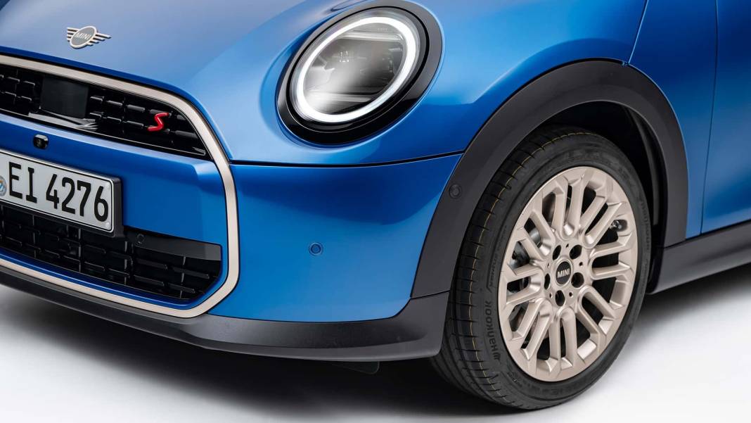 5 Kapılı Yeni Mini Cooper'ın Tanıtımı Yapıldı! İşte Teknik Özellikleri ve Fiyatı 2